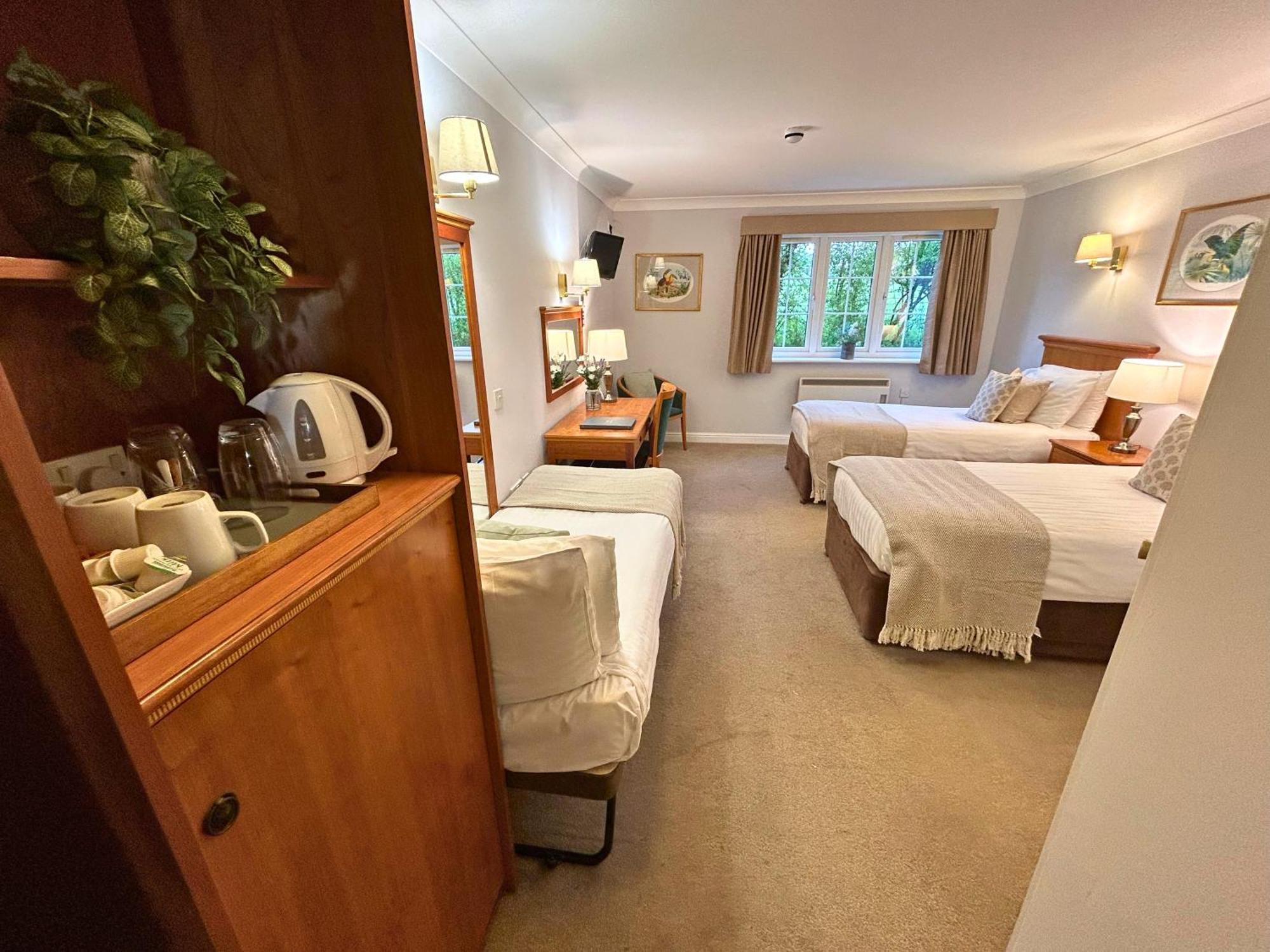 New Forest Lodge Landford Eksteriør billede
